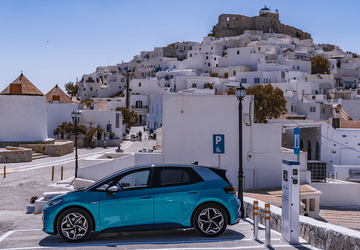 Griechin erhält 6.648.444 Euro Strafe wegen ...