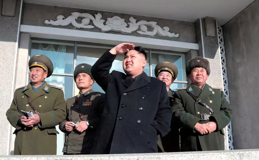 Nordkorea startet den Militärsatelliten Malligyong-1 zur Überwachung der USA und zur Vorbereitung von Atomschlägen, aber die Rakete Chollima-1 stürzt ins Meer