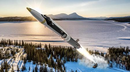 Die USA haben die Lieferung von GLSDB-Raketenbomben mit einer Reichweite von 150 Kilometern für HIMARS an die Ukraine auf 2024 verschoben.