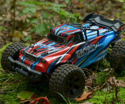 DEERC 210E RC Auto im Maßstab 1:10