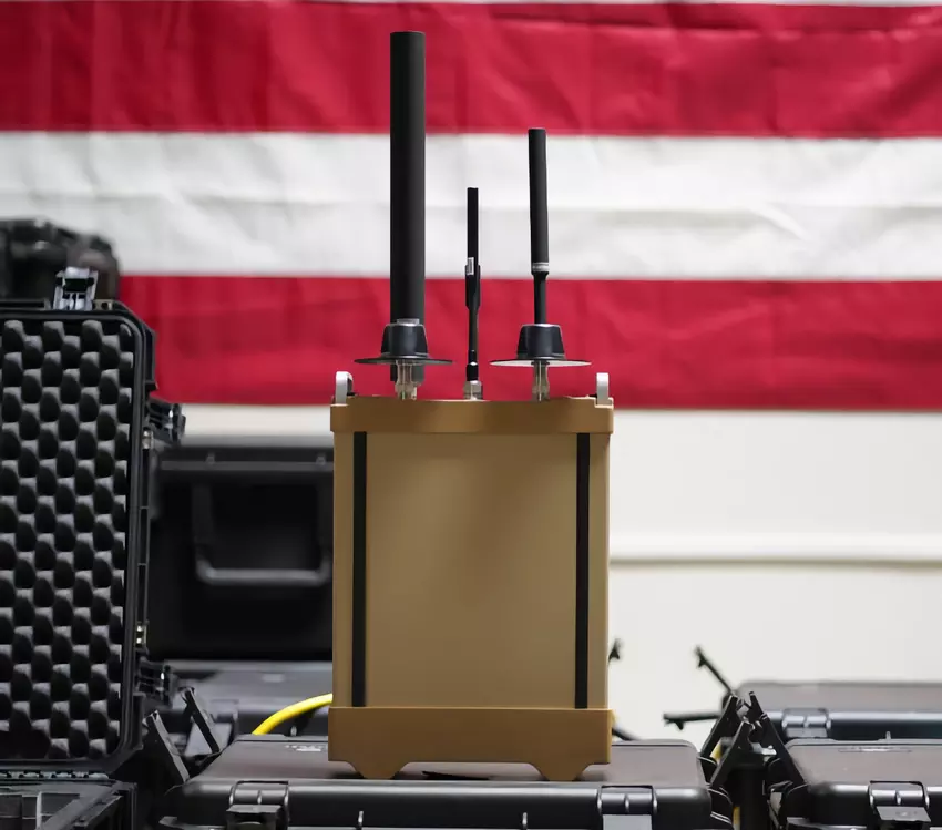 Die USA werden der Ukraine Titan C-UAS-Drohnenabwehrsysteme zur Verfügung stellen, die mit KI ausgestattet sind und Ihnen in 5 Minuten sagen, wie Sie eine Drohne besser entschärfen können