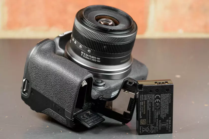 Canon EOS R10 spiegellose Kamera