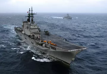 Indonesien will den ausgemusterten italienischen Flugzeugträger ...