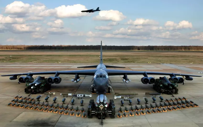 US-Luftwaffe schickt vier B-52H-Atombomber nach Guam