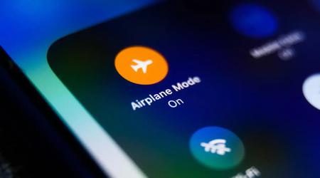 Fluggesellschaften verbieten die Nutzung des Flugzeug-Flugmodus: Mythos oder Realität?