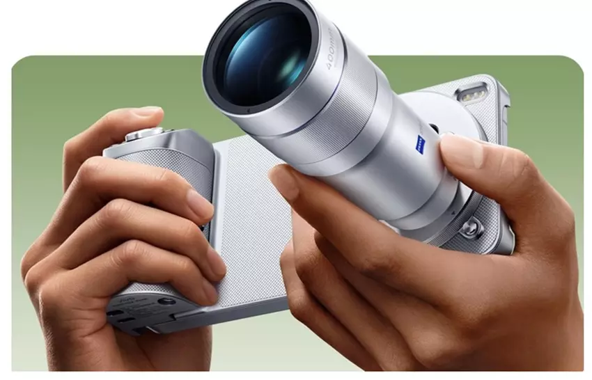 Vivo X300 Ultra Smartphone-Display