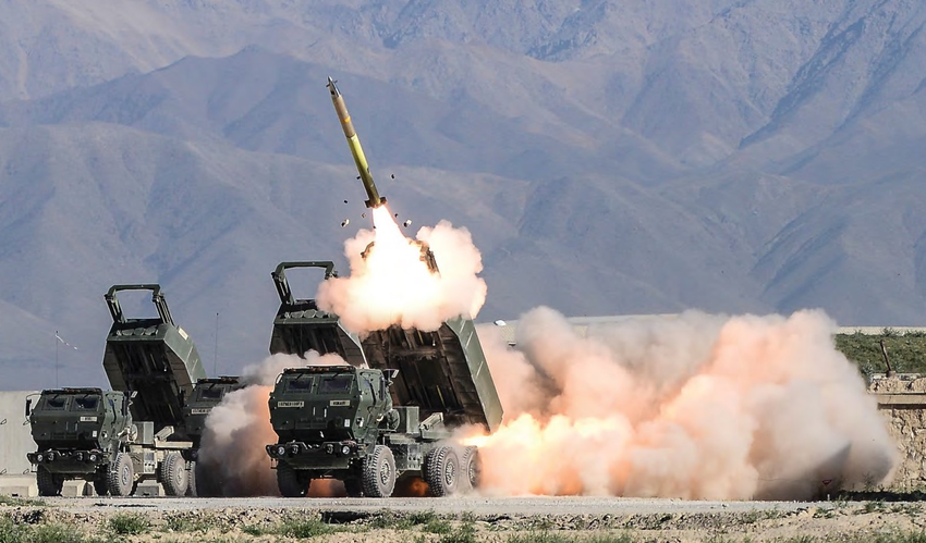 Lockheed Martin wird die US-Armee mit zusätzlichen GMLRS-Geschossen für HIMARS mit einer Reichweite von bis zu 80 Kilometern beliefern.