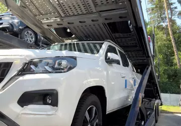 Die Turn Back Alive Foundation kaufte ...