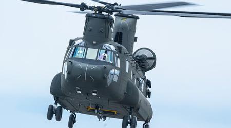 Boeing lieferte den ersten modernisierten CH-47F Chinook Block II Hubschrauber an die US Army