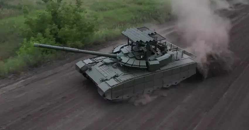 Nach dem Verlust von mehr als 600 T-80 in der Ukraine nimmt Russland die Panzerproduktion von Grund auf wieder auf