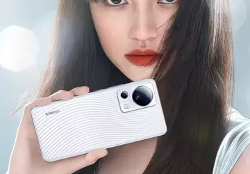 Snapdragon 7 Gen 1, 120Hz Display, ...