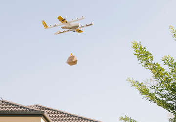 Drohnenkurier von Wing landete auf Stromleitungen ...