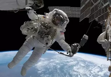 Der Weltraum wird immer voller: Eine ...