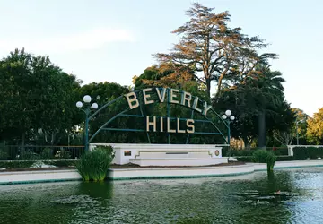 Kalifornische Schüler verteilen von KI generierte ...