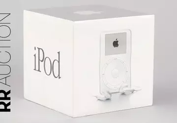 Der erste iPod von 2001 in ...