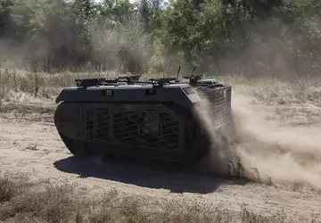 Estnische unbemannte THeMIS APCs in der ...