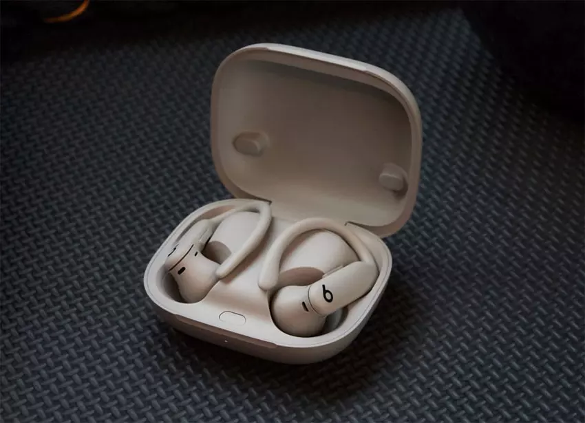 Gerücht: Beats wird mit der Veröffentlichung von iOS 26 die Funktion 'Media pausieren, während man einschläft' erhalten