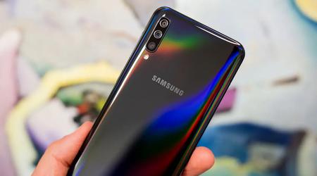 Fünfzehn Modelle der Galaxy A-Serie von Samsung erhalten die One UI 8-Firmware basierend auf Android 16 (Liste)