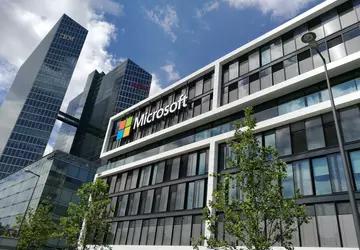 Microsoft stellt 3,2 Mrd. € für ...