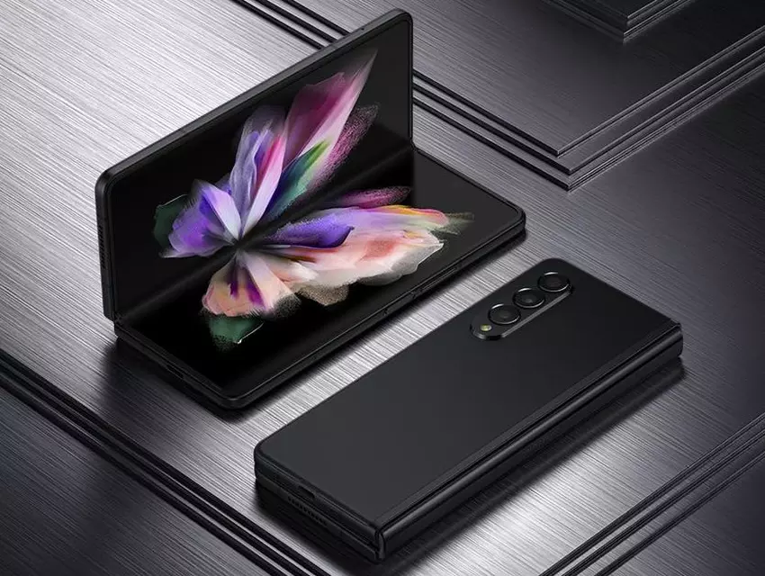 Das Samsung Galaxy Z Fold4 soll Gerüchten zufolge schneller laden und Gorilla Glass Victus+ verwenden