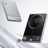 Design von zwei magnetischen, kabellosen RedMagic-Powerbanks