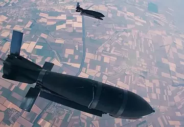 Russland entwickelt raketengetriebene Lenkbombe, die 120 ...