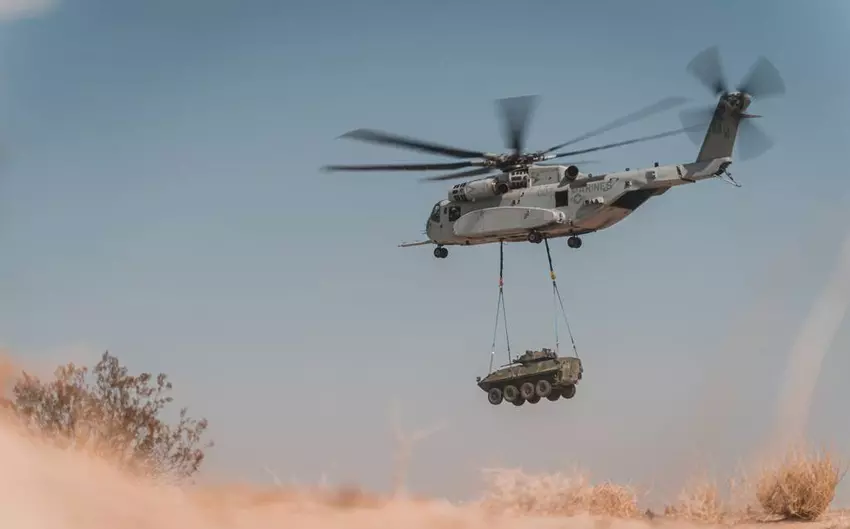 U.S. Navy erlaubt Sikorsky die Aufnahme der Serienproduktion von CH-53K King Stallion Hubschraubern