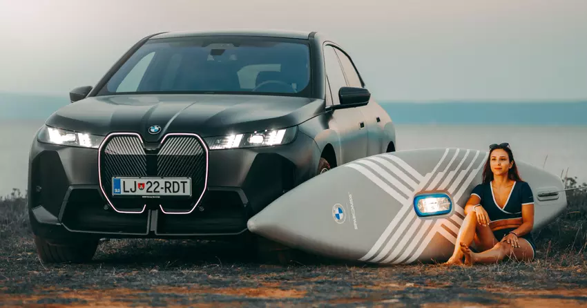 BMW und Sipaboards haben ein elektrisches SUP-Board im Stil der Neuen Klasse geschaffen