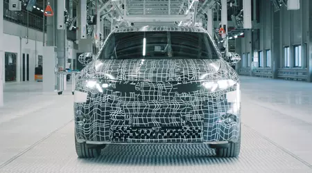 BMW hat mit der Pilotproduktion von Elektroautos der Neuen Klasse in einem neuen Werk in Ungarn begonnen