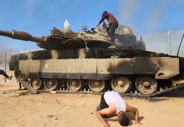 Hamas-Terroristen zerstörten bei einem Angriff auf ...