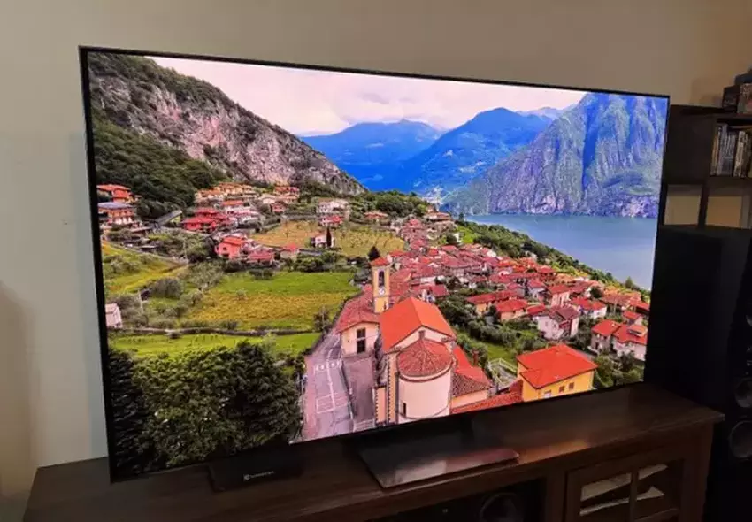 Samsung S90F OLED TV für Gaming-Computer