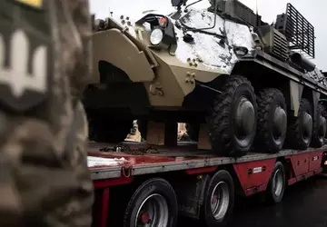 Ausländische Unternehmen können nun militärische Ausrüstung ...