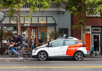 Unbemannte Taxis in San Francisco behindern ...