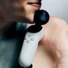 Der Xbox Adaptive Joystick hat eine geringe Größe.