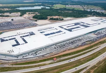 Gigafactory in Texas produziert zum ersten ...
