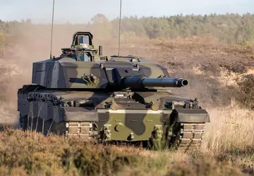 Challenger 2-Panzer, AS90 SAU, FV430 Bulldog ...