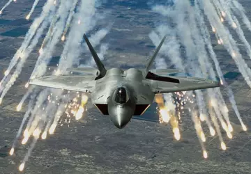 Die US-Luftwaffe entsendet ein Geschwader von ...