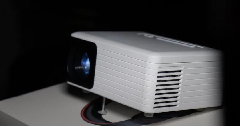 Yoton Y3 mini beamer test unter 200 euro
