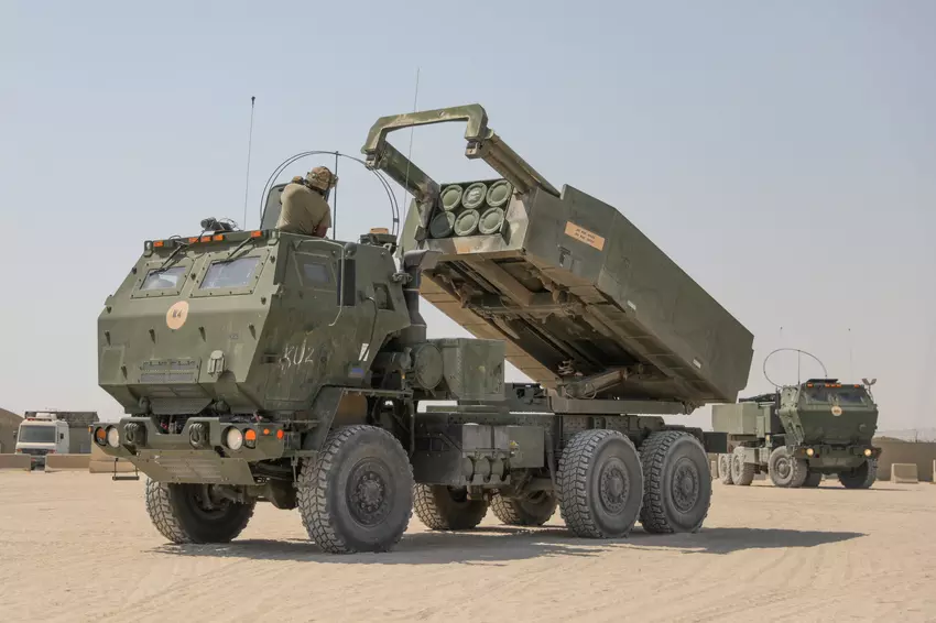 Die USA bereiten ein neues Hilfspaket im Wert von 275 Millionen Dollar für die AFU vor, das auch Munition für Artillerie und HIMARS-Raketensysteme umfasst. 