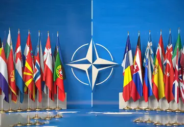 Die NATO wird der Ukraine Schutz ...