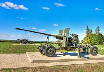 Ukrainische Streitkräfte zeigen erstmals ein Flugabwehrsystem ...