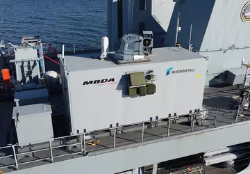 Deutsche Fregatte FGS Sachsen F219 zerstört ...