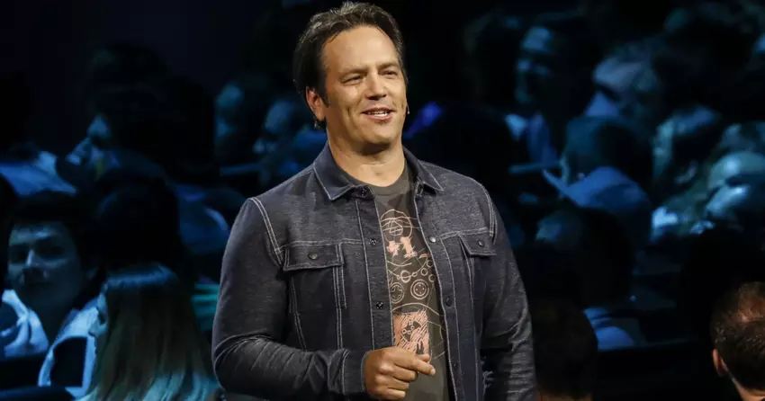 Phil Spencer: Microsoft arbeitet aktiv mit Partnern zusammen, um einen eigenen Mobile Store zu entwickeln