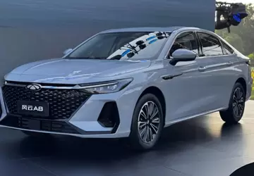 Chery hat die Hybrid-Sedan Fulwin A8 ...