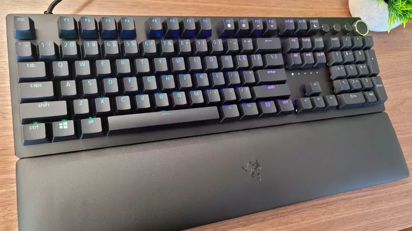 Razer Huntsman V2 Profi-Gaming Tastaturen