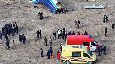 Fragmente einer russischen Pantsir-S1-Rakete in einem abgestürzten aserbaidschanischen Passagierflugzeug ERJ-190 gefunden