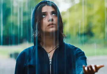 Sony hat den ersten vollständigen Trailer ...