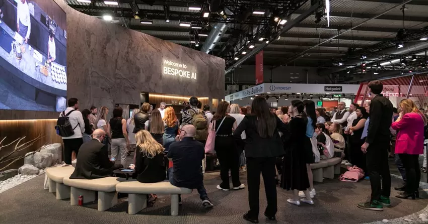 Samsung präsentiert auf der EuroCucina 2024 neue maßgeschneiderte Geräte mit künstlicher Intelligenz