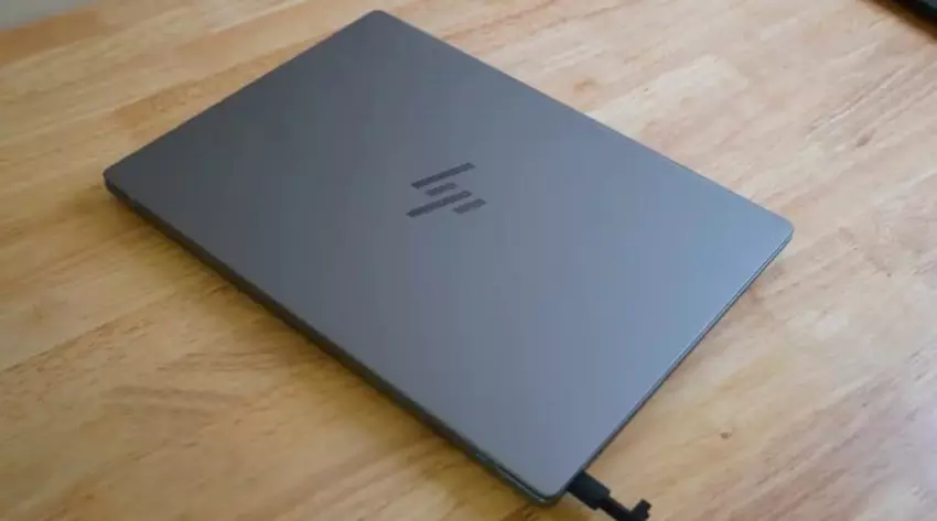 HP OmniBook X Copilot+ AI-Laptop