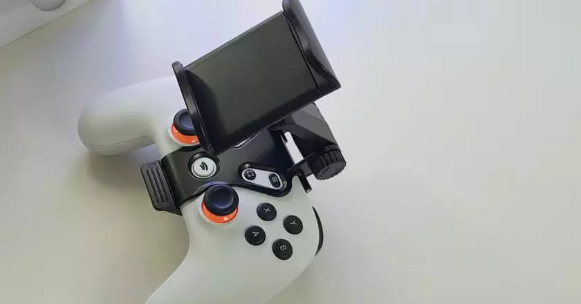 Orzly Xbox Telefon Gaming Clip 